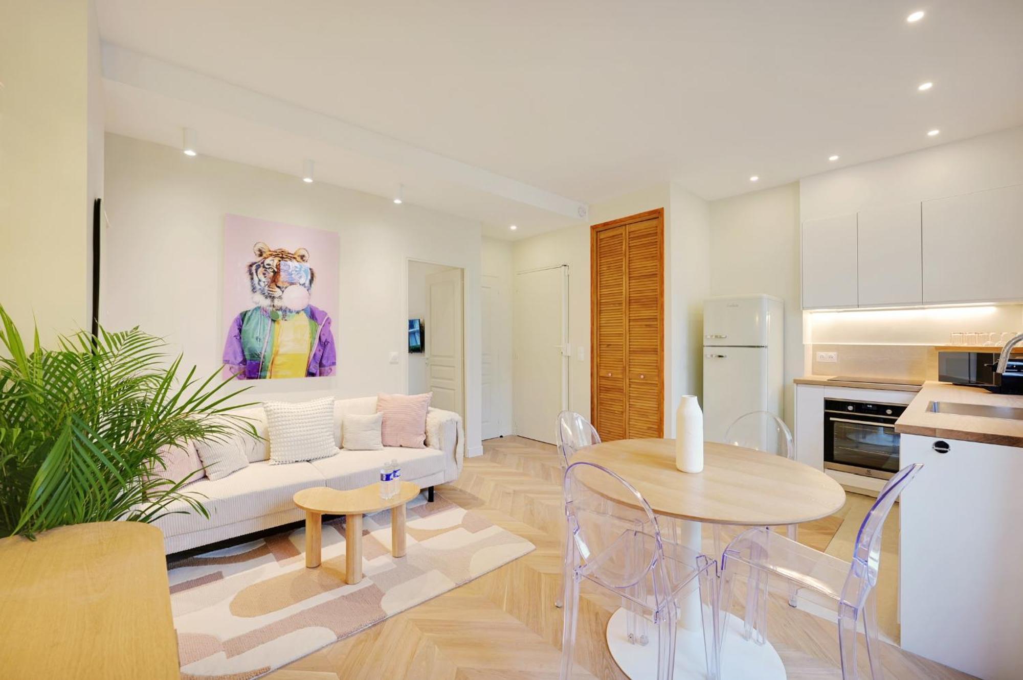 Comfy Suite By Les Maisons De Charloc Homes Boulogne-Billancourt Extérieur photo
